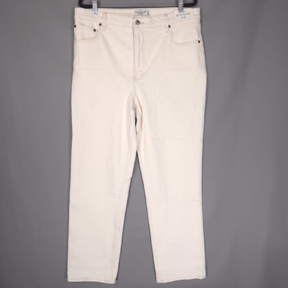 NWT Abercrombie & Fitch The 90’s Straight Ultra High Rise Jeans Beige 33/16R